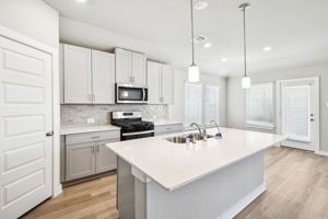 Houston - Wall Street Village - 6307 Brahman Ct, Richmond, TX 77469 - 014