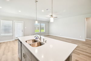 Houston - Wall Street Village - 6307 Brahman Ct, Richmond, TX 77469 - 016
