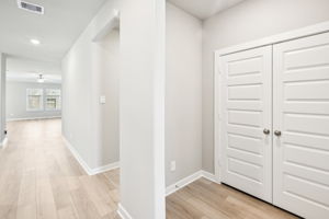 Houston - Wall Street Village - 6307 Brahman Ct, Richmond, TX 77469 - 017