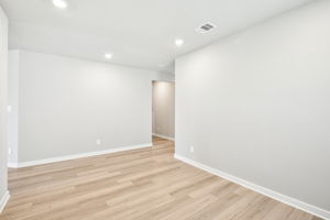 Houston - Wall Street Village - 6307 Brahman Ct, Richmond, TX 77469 - 018