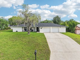 Conniewood Square-S2407-043.jpg