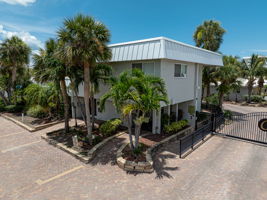 6308 Midnight Pass Rd - Unit #6-29