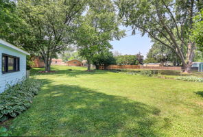 Photo 23