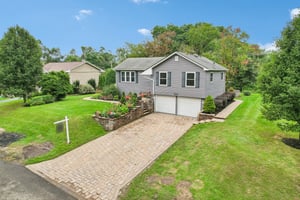 Hilly Way-S1809-041.jpg