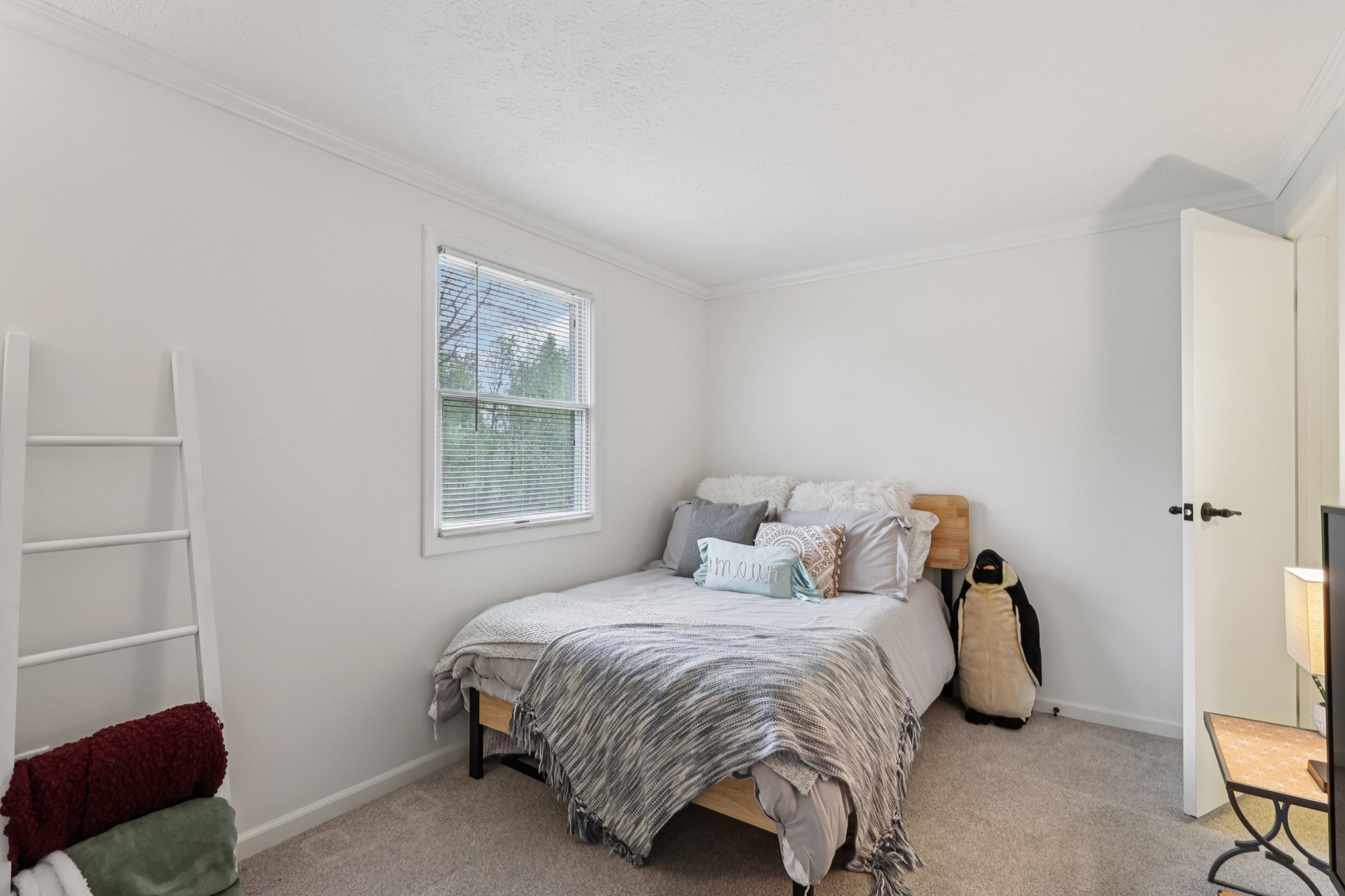 Springhouse Pl-S1404-024.jpg