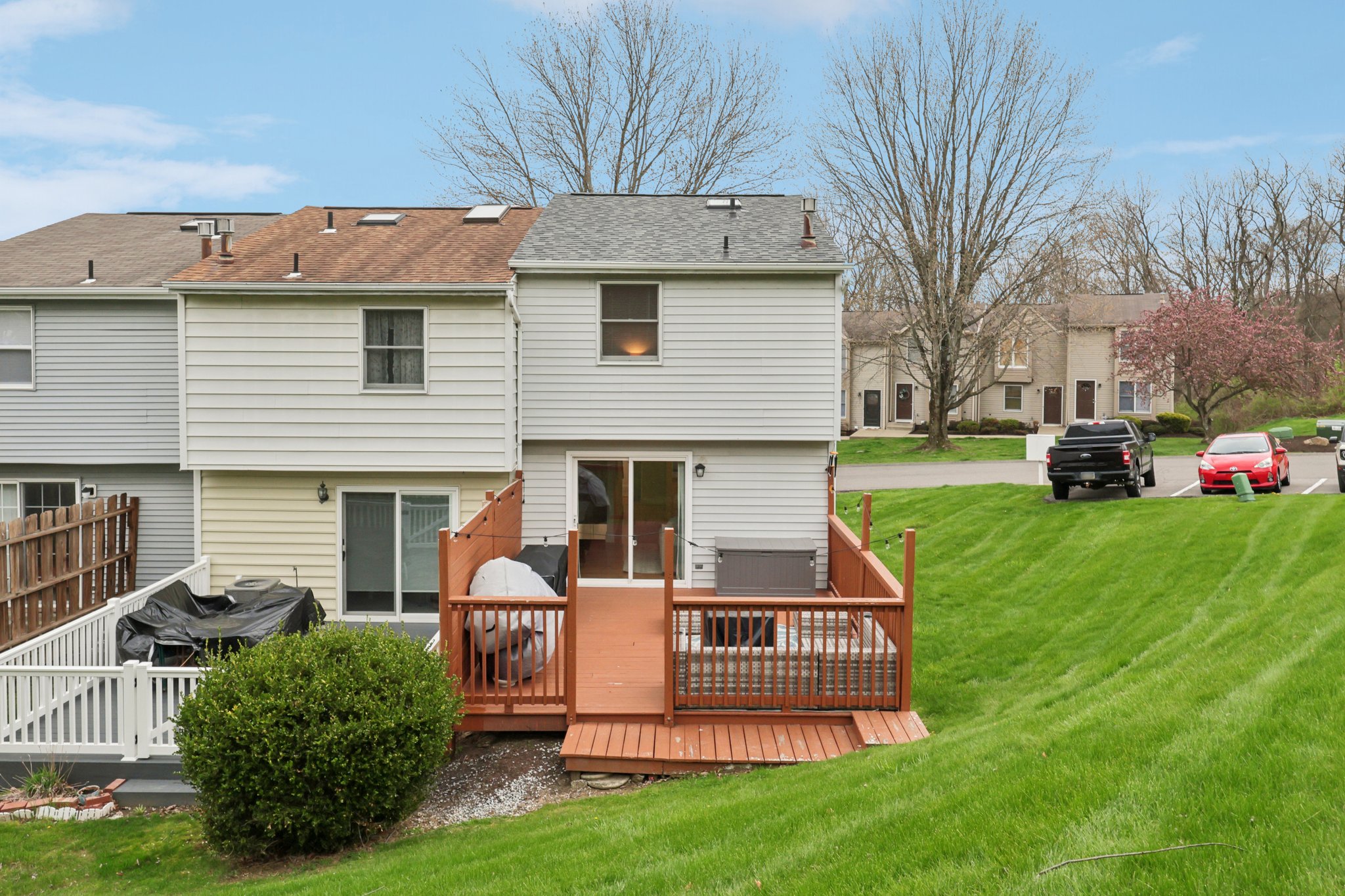 Springhouse Pl-S1404-042.jpg