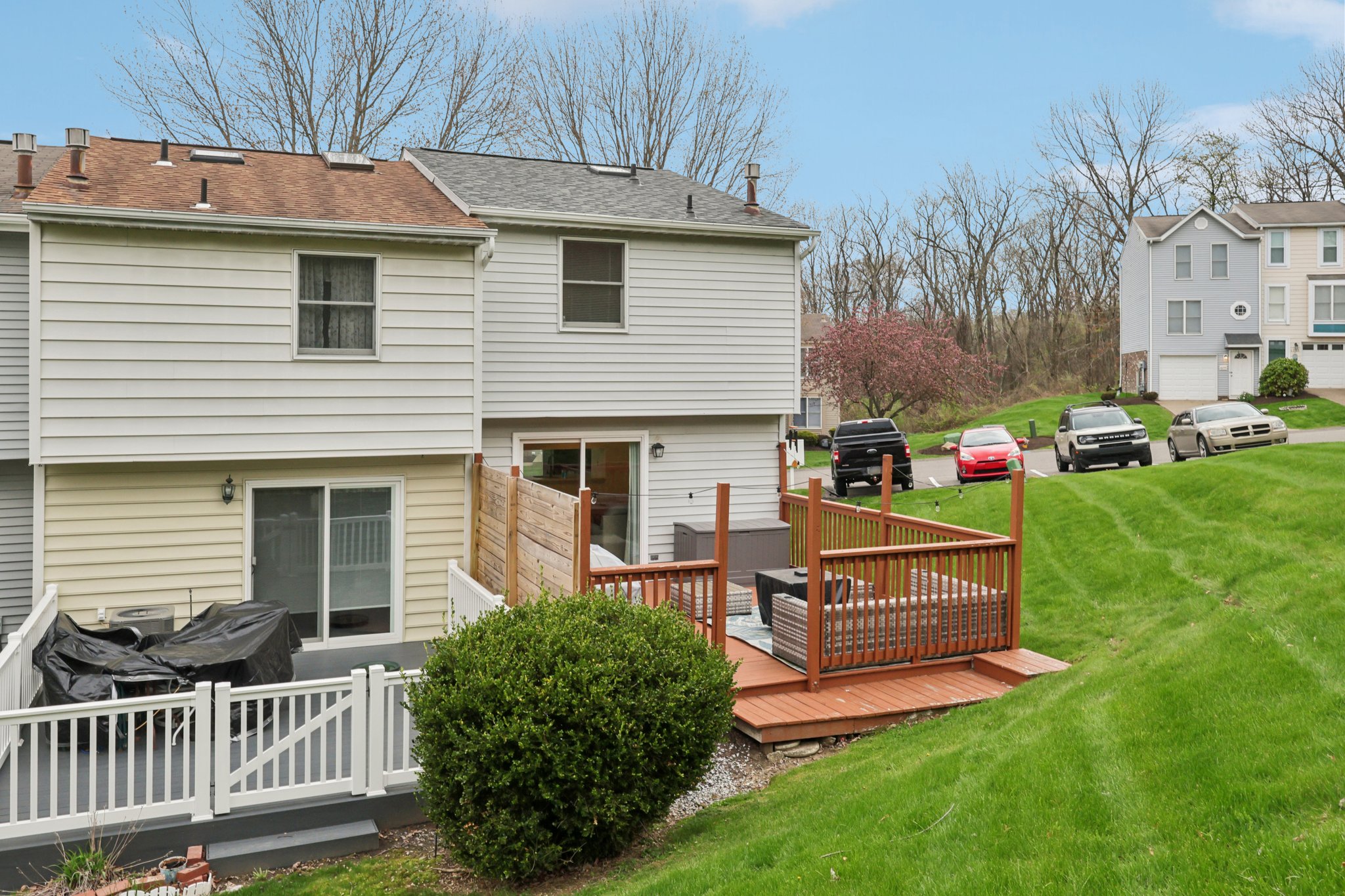 Springhouse Pl-S1404-043.jpg