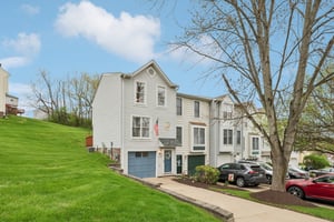 Springhouse Pl-S1404-001.jpg