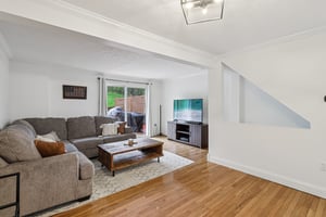 Springhouse Pl-S1404-010.jpg