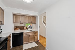 Springhouse Pl-S1404-013.jpg