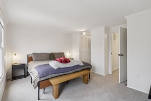 Springhouse Pl-S1404-028.jpg