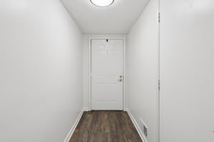 Springhouse Pl-S1404-030.jpg