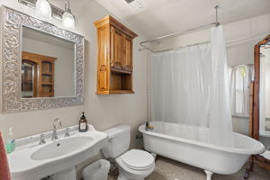  Photo 23