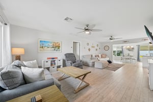 Coral Dr-S0110-009.jpg