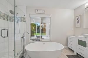 Coral Dr-S0110-027.jpg