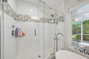 Coral Dr-S0110-028.jpg