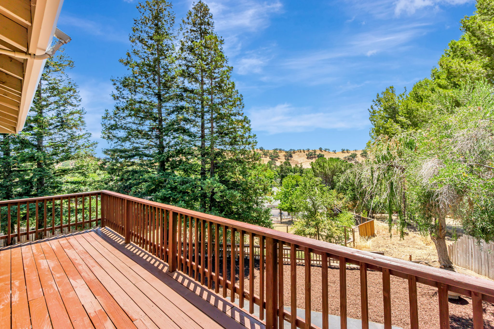 048_631 La Vista Rd