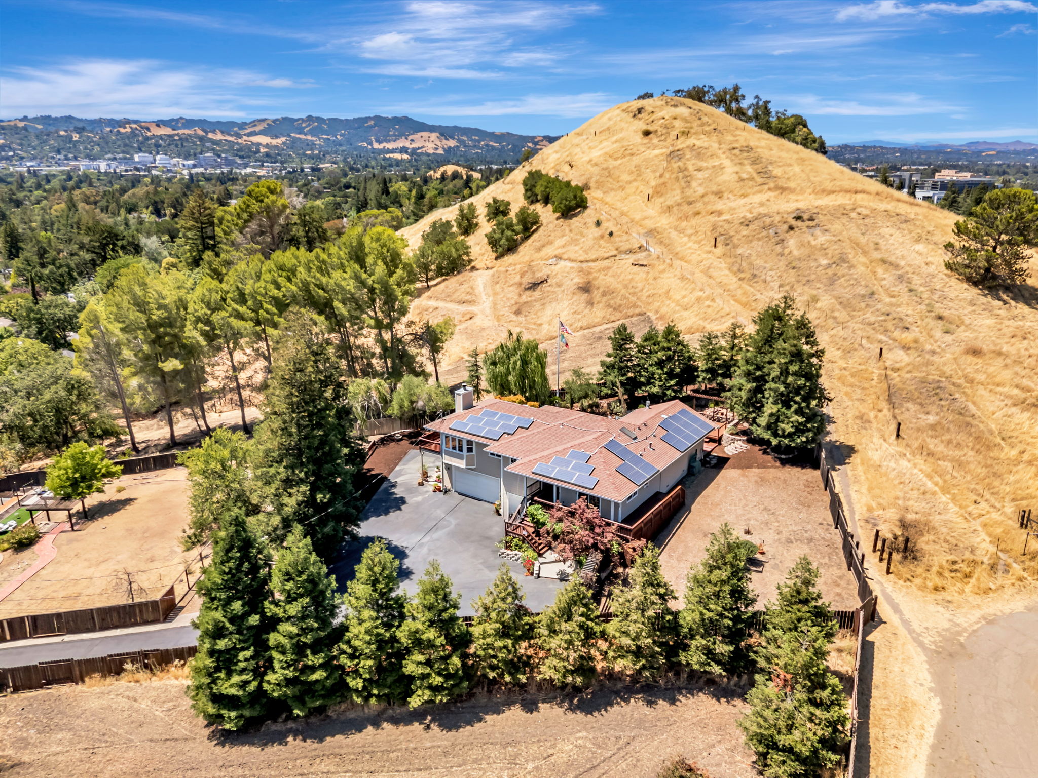 017_AERIALS_631 La Vista Rd