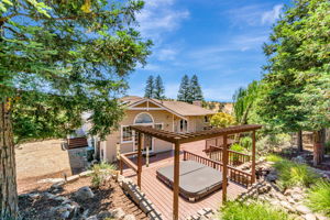 046_631 La Vista Rd