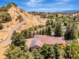 006_AERIALS_631 La Vista Rd