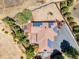 012_AERIALS_631 La Vista Rd
