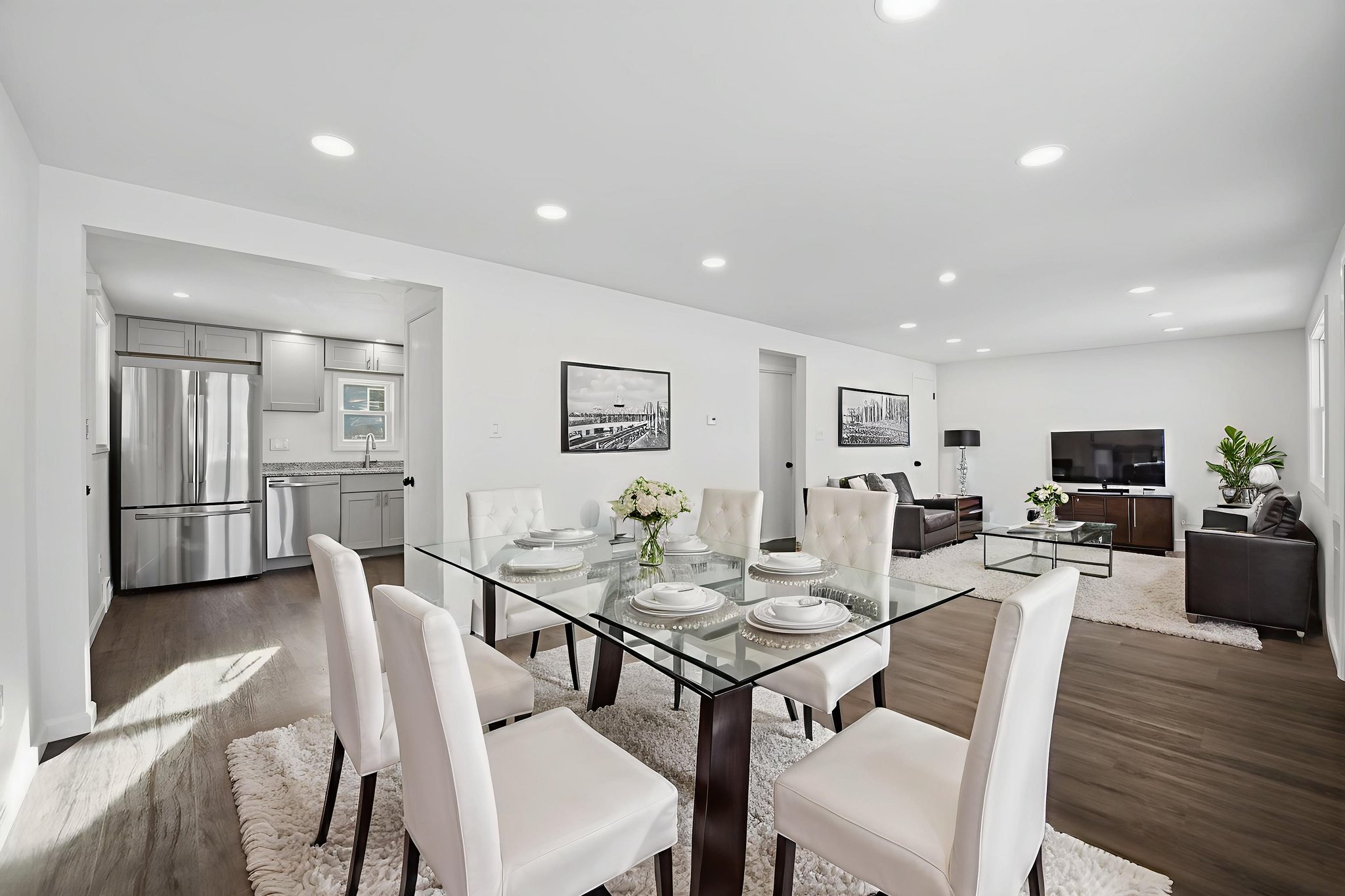 038_DSC02589 virtually staged.jpeg