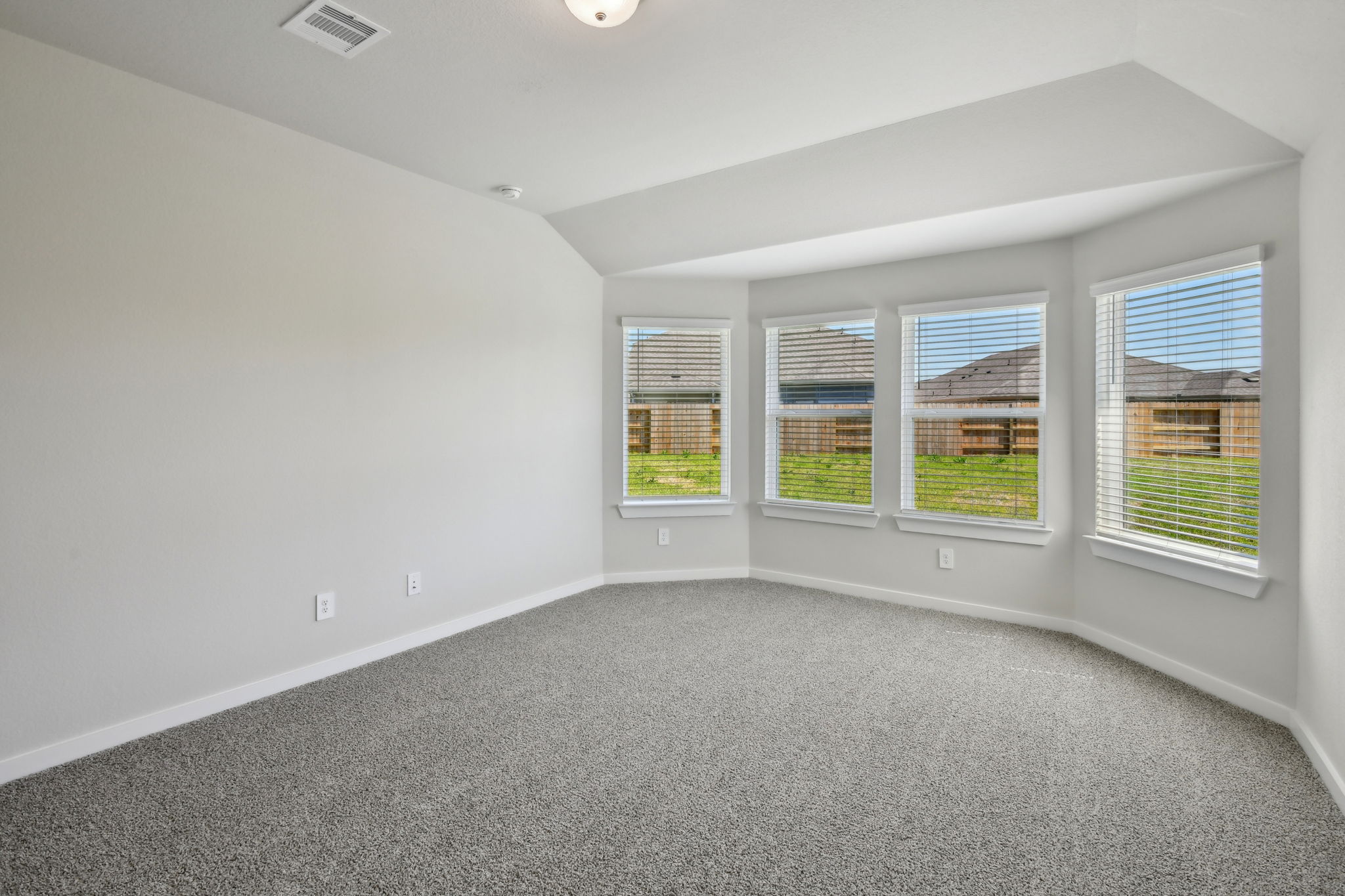 Houston - Wall Street Village - 6310 Brahman Ct, Richmond, TX 77469 - 026
