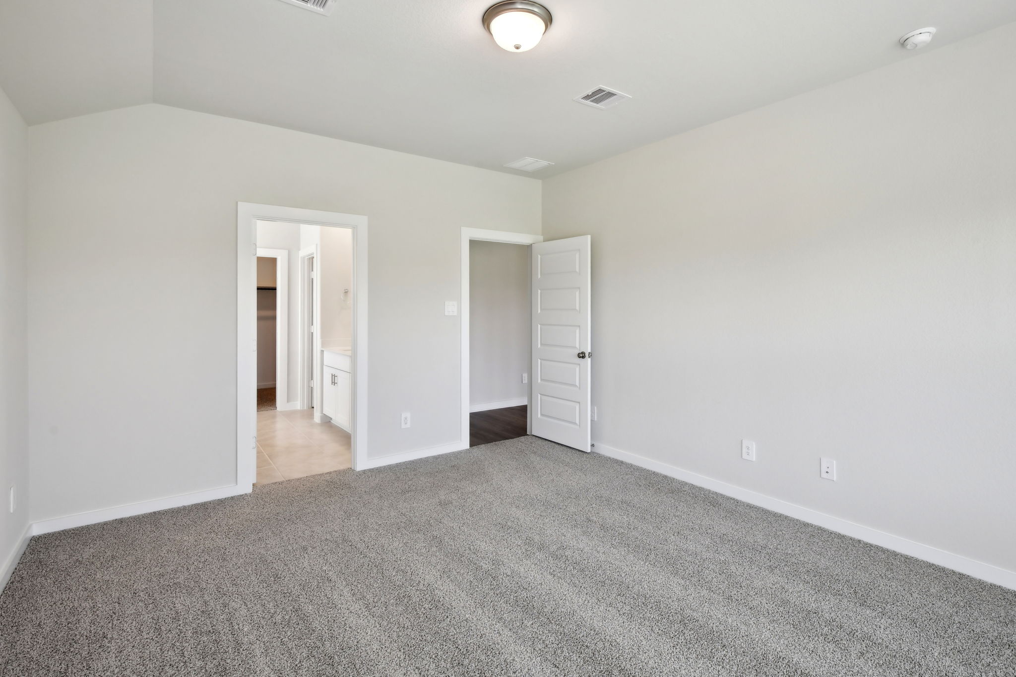 Houston - Wall Street Village - 6310 Brahman Ct, Richmond, TX 77469 - 027