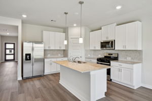 Houston - Wall Street Village - 6310 Brahman Ct, Richmond, TX 77469 - 012