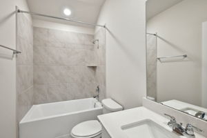 Houston - Wall Street Village - 6310 Brahman Ct, Richmond, TX 77469 - 016