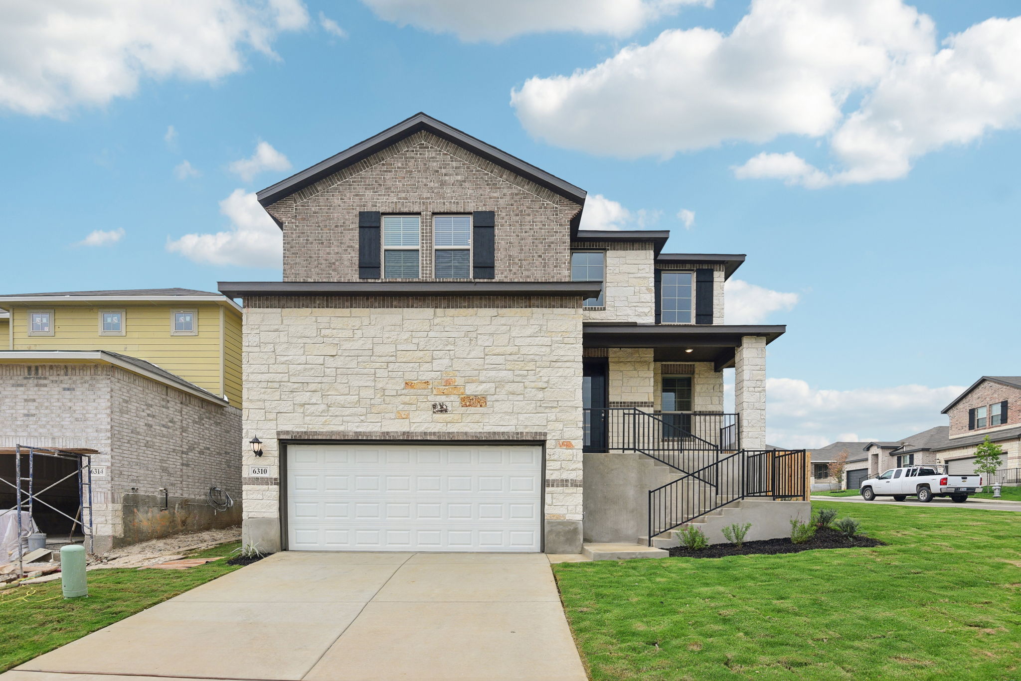 San Antonio- Comanche Ridge- 6310 Comanche Coyote San Antonio TX 78247- 003