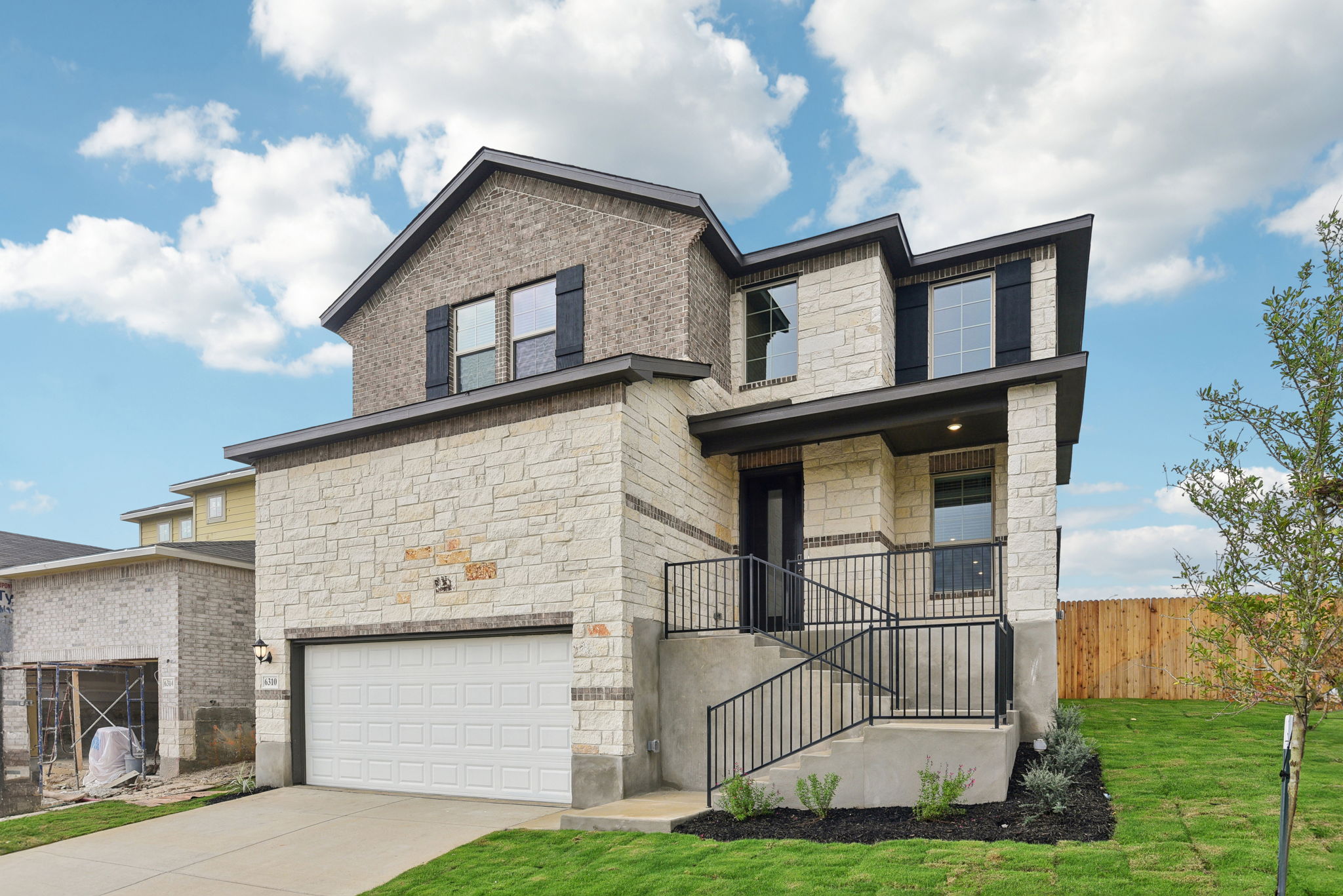 San Antonio- Comanche Ridge- 6310 Comanche Coyote San Antonio TX 78247- 004