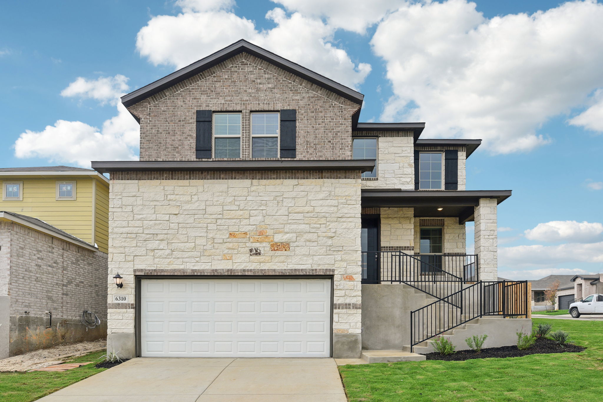 San Antonio- Comanche Ridge- 6310 Comanche Coyote San Antonio TX 78247- 005