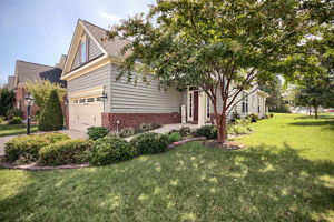  Photo 0