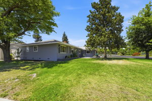 004_F8_6311 Belmont Pl