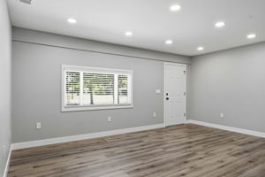 008_F8_6311 Belmont Pl