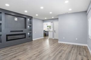 009_F8_6311 Belmont Pl