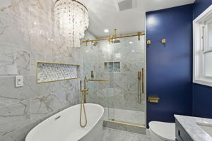037_F8_6311 Belmont Pl