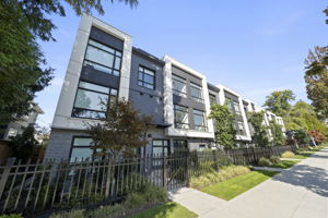  Photo 0