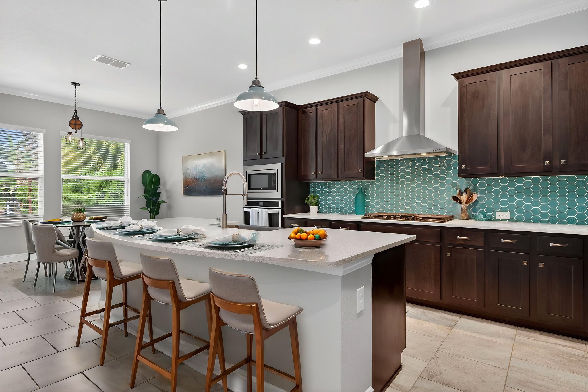 DSC04859 virtually staged.jpeg