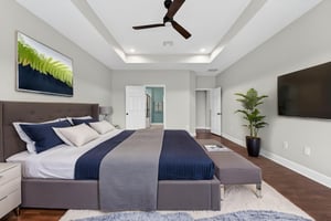 DSC05645 virtually staged.jpeg