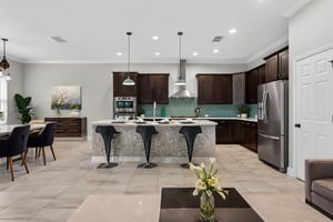 DSC04848 virtually staged.jpeg