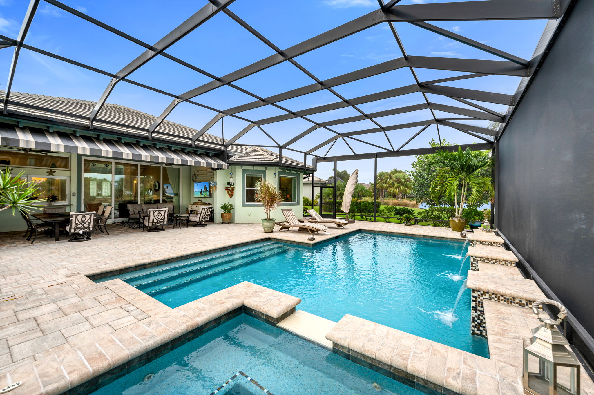 Lanai Pool View 5