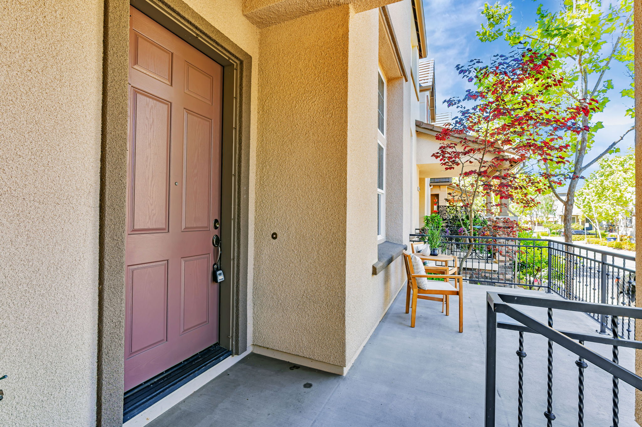 004_6313 Byron Ln