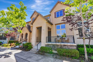 003_6313 Byron Ln