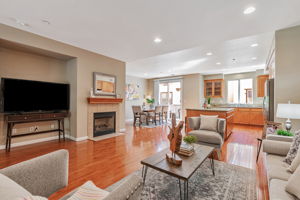 012_6313 Byron Ln