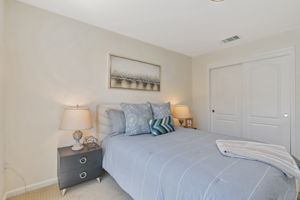 029_6313 Byron Ln