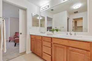 039_6313 Byron Ln