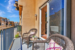 047_6313 Byron Ln