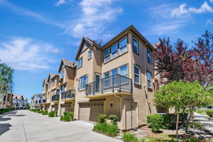 048_6313 Byron Ln